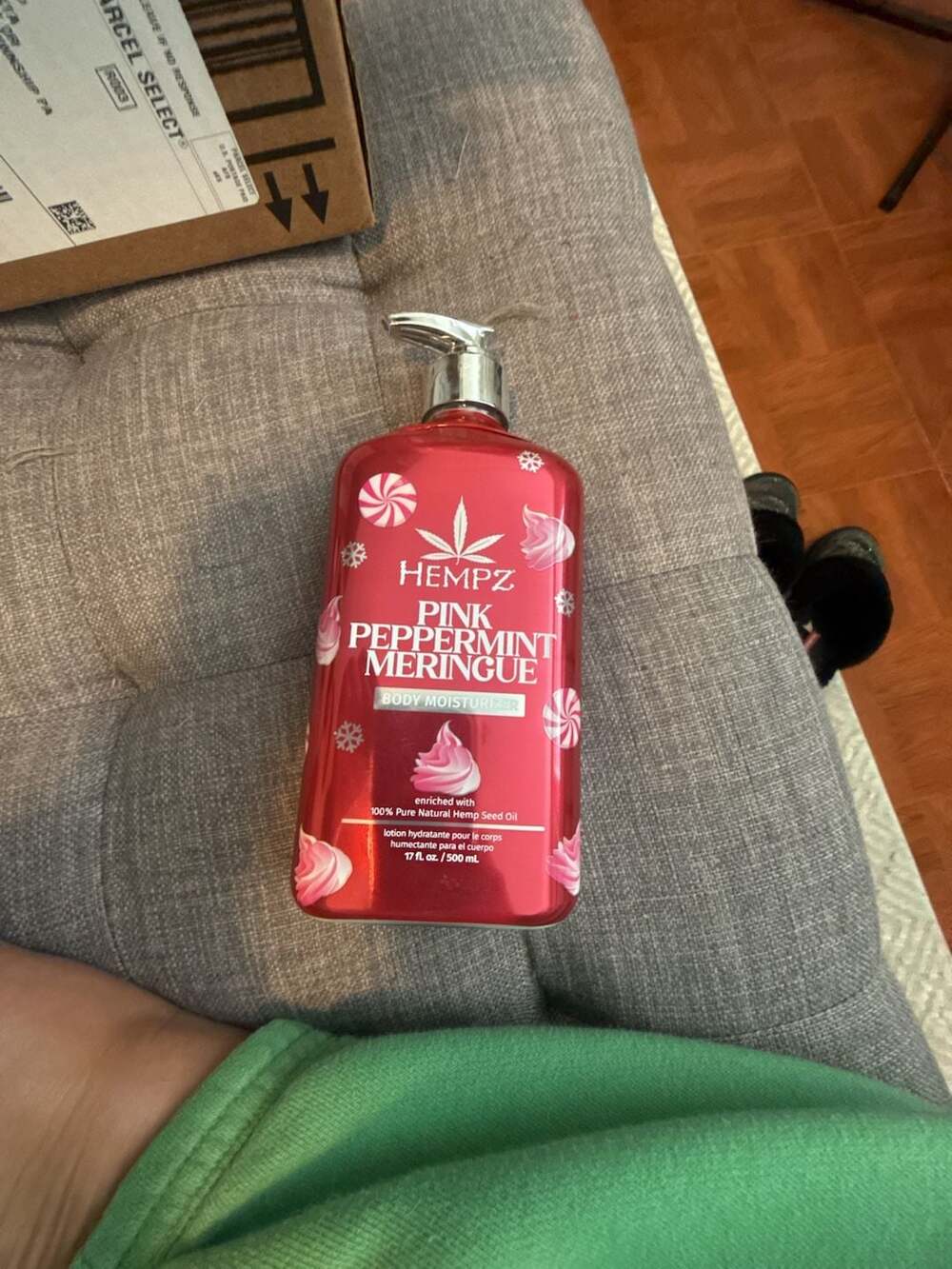 Hempz Pink Peppermint Meringue Herbal Body Moisturizer 17 fl. oz.